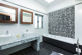 Villa O2 - With Private Heated Pool