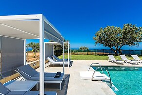 Villa O2 - With Private Heated Pool