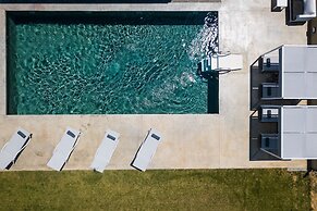 Villa O2 - With Private Heated Pool