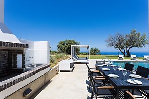 Villa O2 - With Private Heated Pool