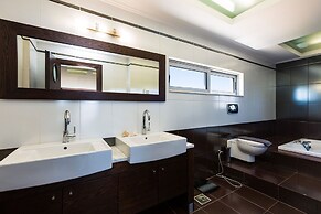 Villa O2 - With Private Heated Pool