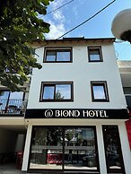 Biond Hotel