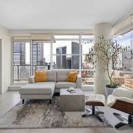DT Upscale Corner Unit Tower Views Free Parking