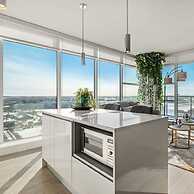 Prime Location Views Free Parking Banff Pass