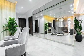The Azaria Hotel & Apartments