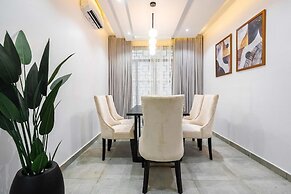 The Azaria Hotel & Apartments