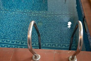 The Azaria Hotel & Apartments