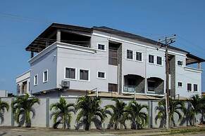 Loomzy Suites and Apartments