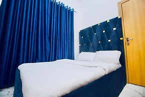 Loomzy Suites and Apartments