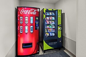 WoodSpring Suites Beaverton - Portland West