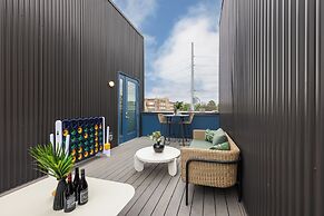 The Outrider by AvantStay Chic Stay Close to Broadway