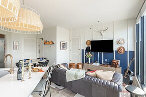 The Outrider by AvantStay Chic Stay Close to Broadway