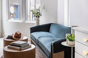 The Outrider by AvantStay Chic Stay Close to Broadway