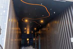 The Outrider by AvantStay Chic Stay Close to Broadway