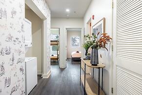 The Outrider by AvantStay Chic Stay Close to Broadway