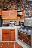 Beautiful Country House Pool & Views