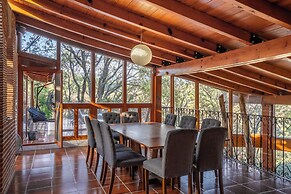 Beautiful Country House Pool & Views