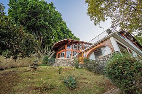 Beautiful Country House Pool & Views