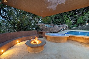 Beautiful Country House Pool & Views