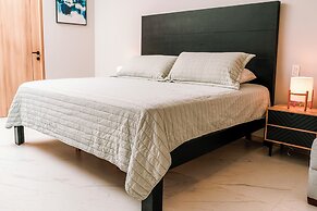 Exclusive Acapulco Apt With Beach Access