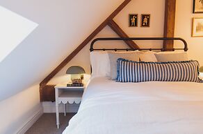 Rockpool Cottage 5 Buckingham Mews Coastal Retreat