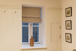 Rockpool Cottage 5 Buckingham Mews Coastal Retreat