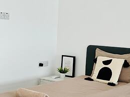 Modern and Comfortable Studio Apartment
