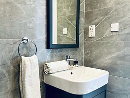 Modern and Comfortable Studio Apartment