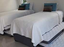 Quinta Moderna Piscina Privada Via Girar