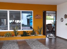 Quinta Moderna Piscina Privada Via Girar