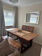 Crynallt Road Apartment - Neath