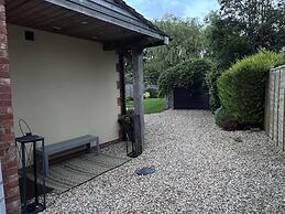 King Arthur's Rest - Sleeps 10, Hot Tub & Garden