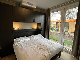 Modern Chalet Near Three National Parks