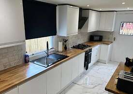 Glasgow Central Paradise - Spacious 3- Bed House