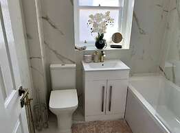 Glasgow Central Paradise - Spacious 3- Bed House