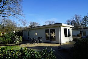 Nice Chalet in a Holiday Park, Adjacent to the Hoge Veluwe National Pa