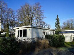 Nice Chalet in a Holiday Park, Adjacent to the Hoge Veluwe National Pa
