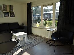 Nice Chalet in a Holiday Park, Adjacent to the Hoge Veluwe National Pa