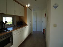 Nice Chalet in a Holiday Park, Adjacent to the Hoge Veluwe National Pa