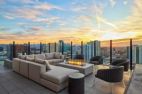 Global Luxury Suites at Downtown Phoenix