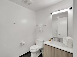 Global Luxury Suites at Downtown Phoenix