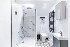 Belfast Bliss Apartment - Modern & Cozy Retreat