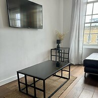 Central London Trendy Apartment