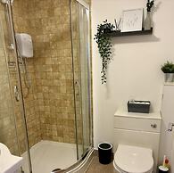 Central London Trendy Apartment