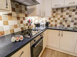 Dee Valley Country Escape - Sleeps 4 & Hot Tub