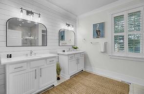 Blue Heron Manor by Avantstay Ocean View + Saltwater Pool