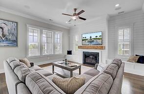 Blue Heron Manor by Avantstay Ocean View + Saltwater Pool