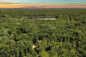 Arcade, Sports Bar, Deck Living, Fire Pit, Near the Lake! Sasa by Avan