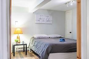 Arcade, Sports Bar, Deck Living, Fire Pit, Near the Lake! Sasa by Avan