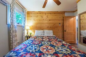 Arcade, Sports Bar, Deck Living, Fire Pit, Near the Lake! Sasa by Avan